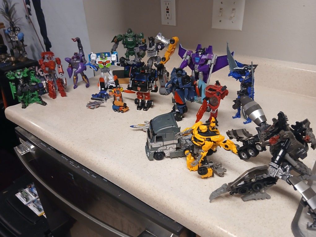Large Transformers Lot Must See!