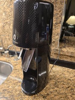 SodaStream Spirit One Touch Electric Sparkling Water Maker