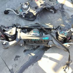 2022 Lexus Is350 Rear Crossmember