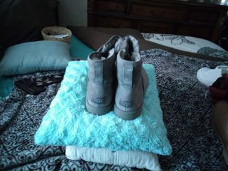 Women's gray uggs booties size 8