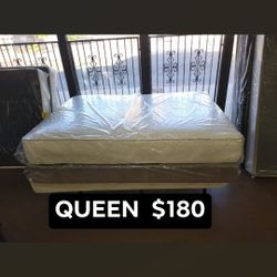 QUEEN MATTRESS SET 