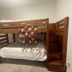 🛏️ Bunk Bed with Storage Stairs – For Sale! 🛏️