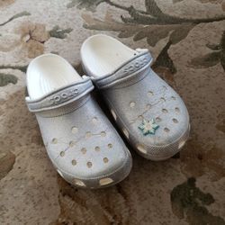 Crocs Size 6-8
