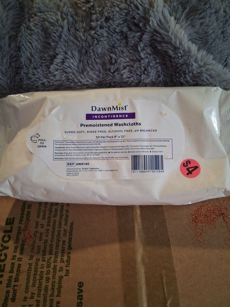 New,  Dawn Mist Incontinence Premoistened Washcloths