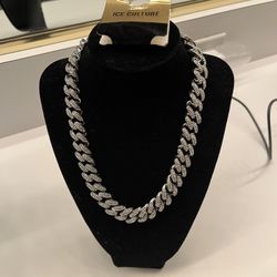 18” Men’s Iced Out Heavy Duty Chain