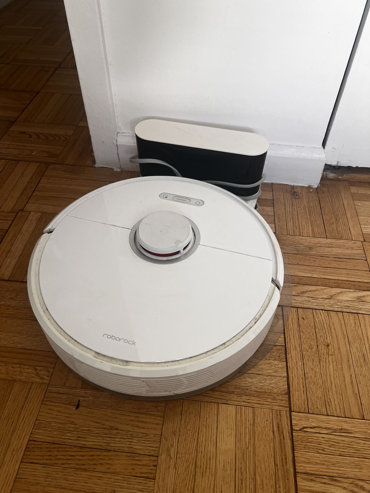 Roborock Smart Robot Vacuum – Works Great
