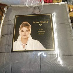 Kathy Ireland 8 Lb Weighted Blanket NEW