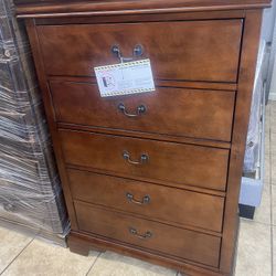 5 Drawer Dresser 