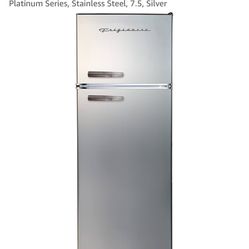 Fridgedaire Retro refeidgerator 