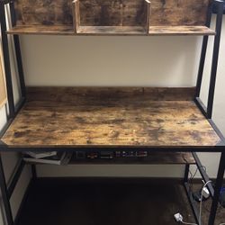 Hutch Desk