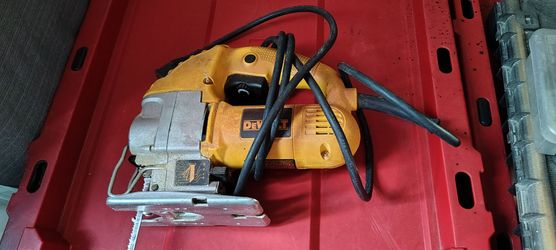 DeWalt jig saw
