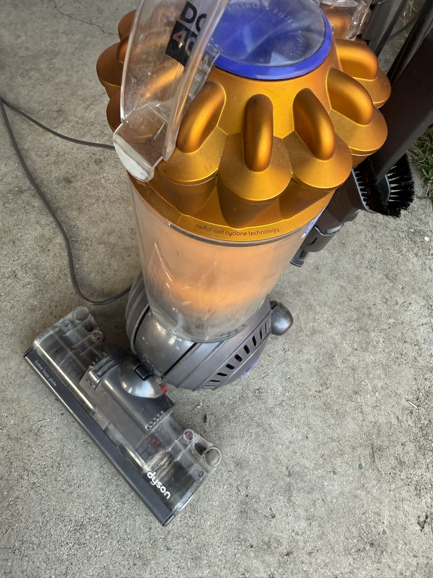 Dyson DC40 Upright Vacuum Cleaner