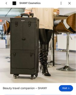 SHANY Rolling Makeup Train Case