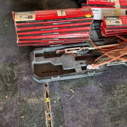 Screw Gun With Screws