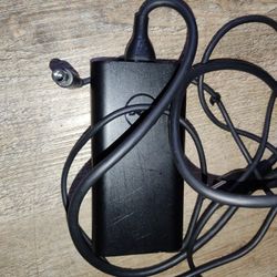Dell 90W 19v Laptop Power Adapter (Mobile: FA90PM130) For Sale 