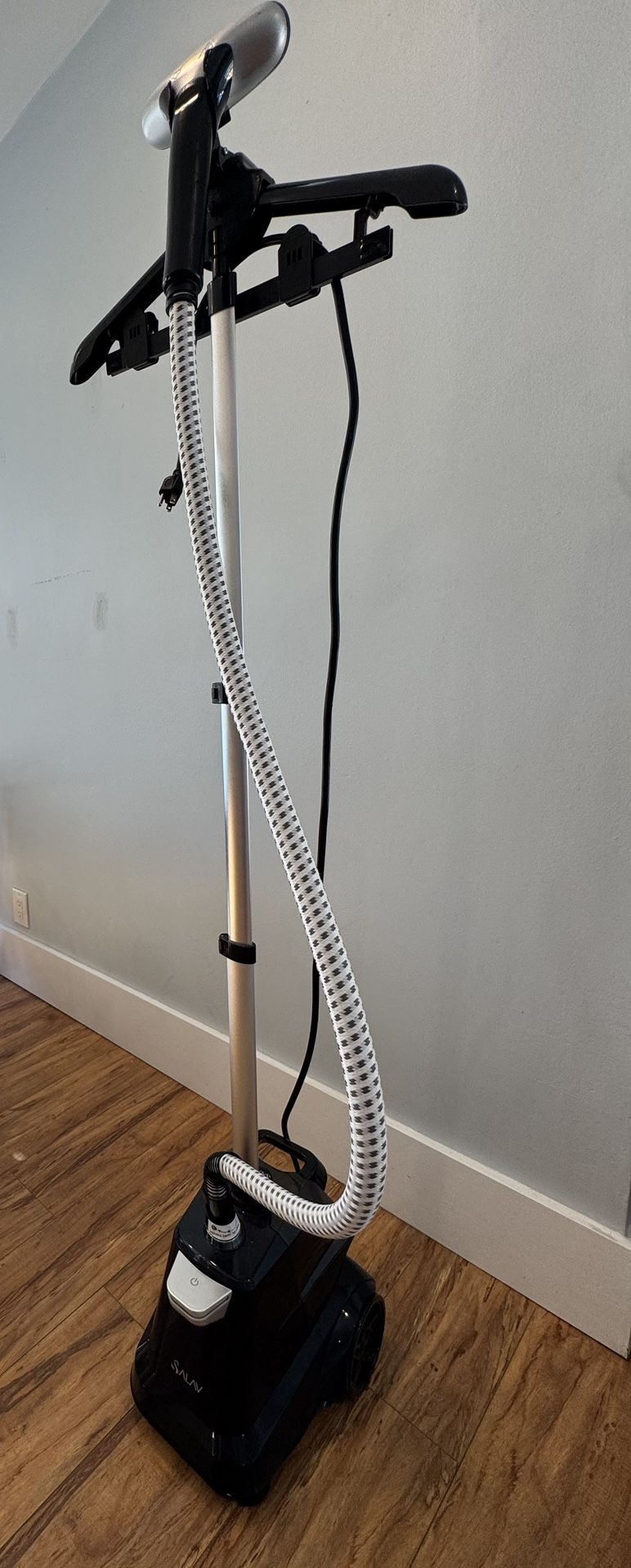 Clothes Steamer