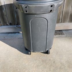 Large Trash Can Brand New 