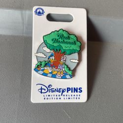 DISNEY PIN