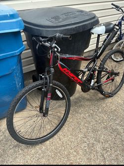 Hyper Full Suspension Mountain Bike