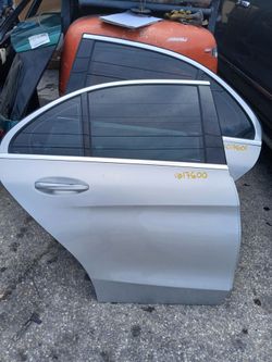 16 Mercedes C300 Rear Right Passenger Side Door