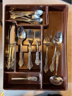 marseilles japan stainless flatware 40 piece set (8 place settings)