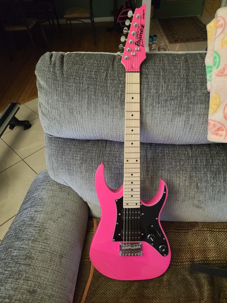 Ibanez Gio  Mikro Electric Guitar 