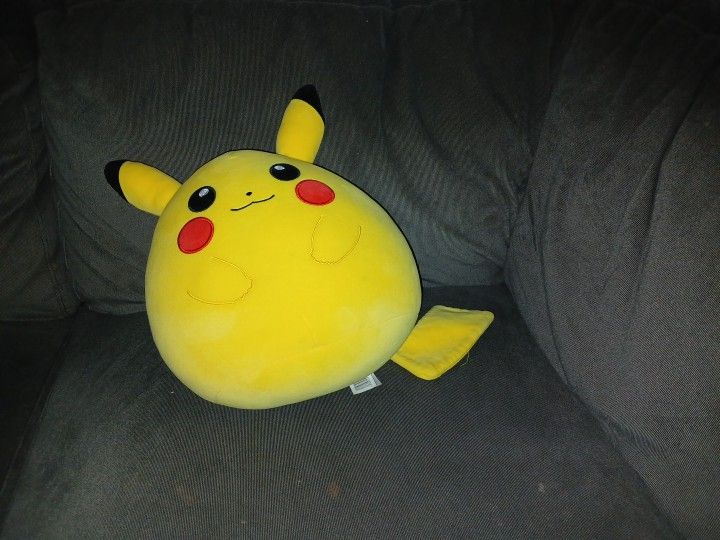 Pikachu Squishmelo