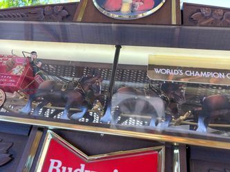 Vintage Budweiser light up sign in great condition