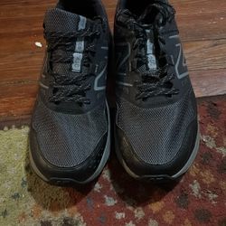 New Balance T410