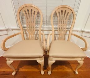 2 Upholstered Seat Arm Chairs Pair Solid Wood Cream Beige Color Dining Living Room Bedroom Kitchen Hallway Entry Hall Bed Entryway Antique Shield Back