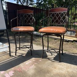 Bar Table Chairs 