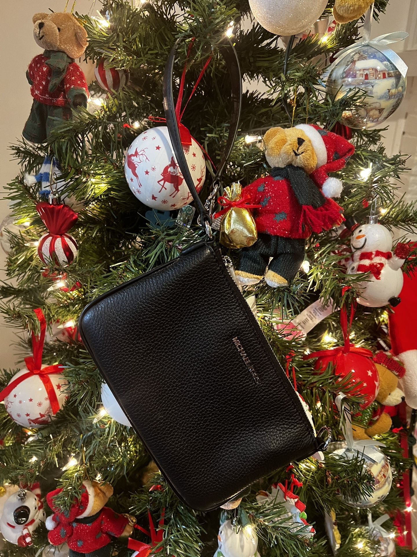 Michael Kors Convertible Wristlet