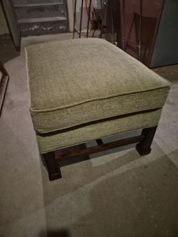 Thomasville Ottoman Light Green