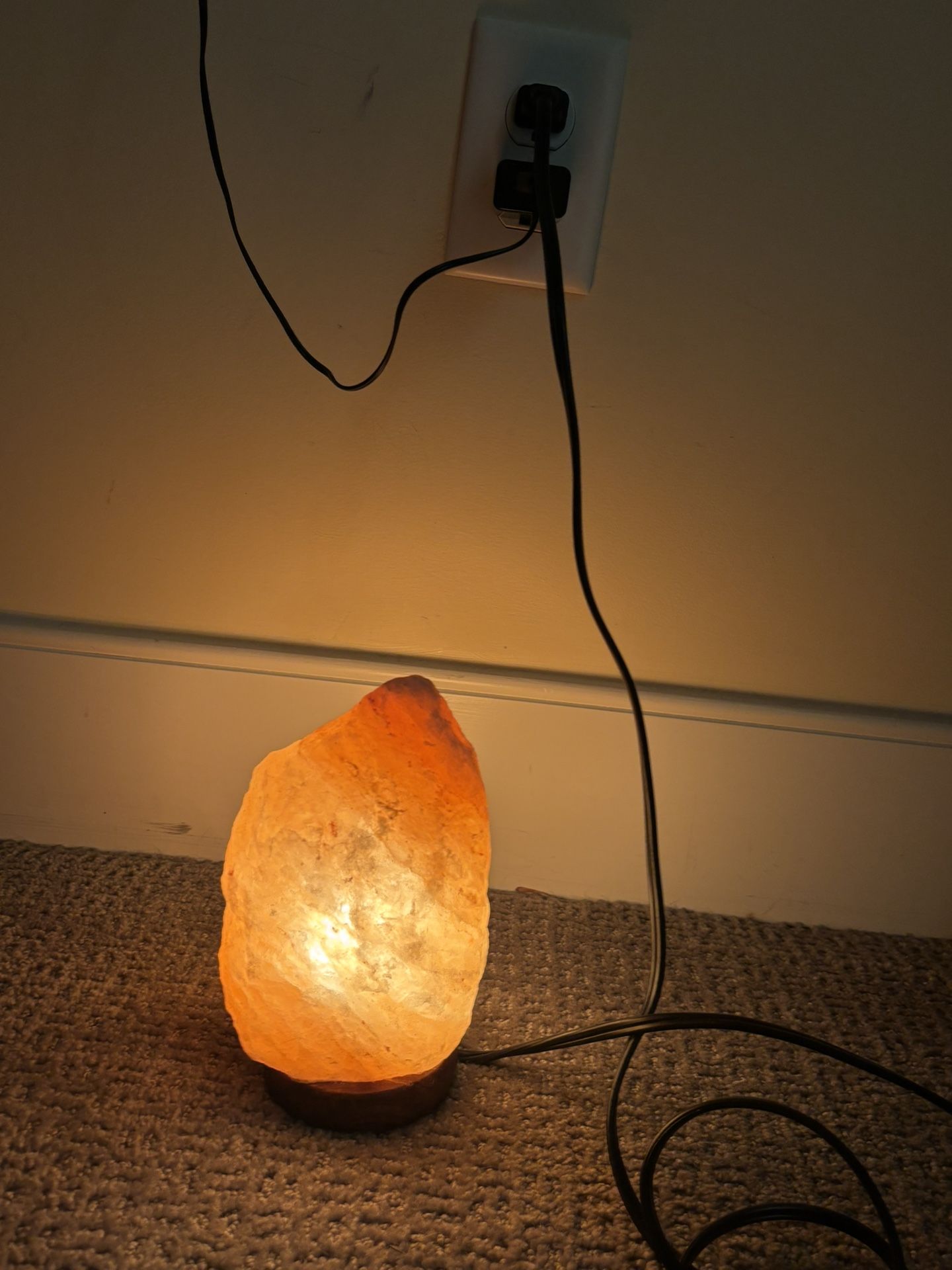 Medium Salt Lamp