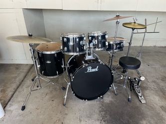 Pearl complete 5pc drum kit w Everything you need + xtras