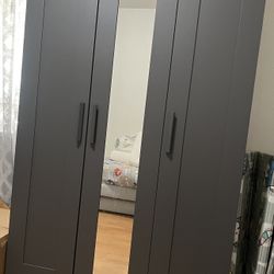 Wardrobe With 3 Doors 