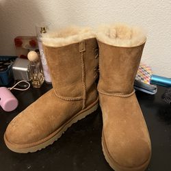 UGG BOOTS SIZE 6 Women’s 