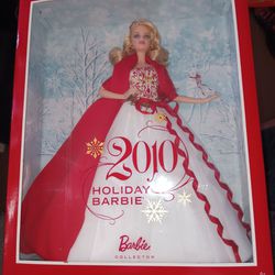 Holiday Barbie, 2010