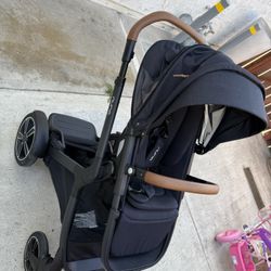 NUNA Stroller