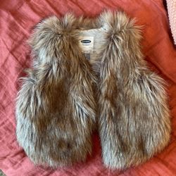 Faux Fur Vest 2T Old navy