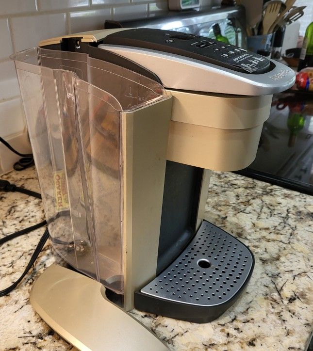 Keurig Coffee Maker.  K90 ELITE MODEL. 