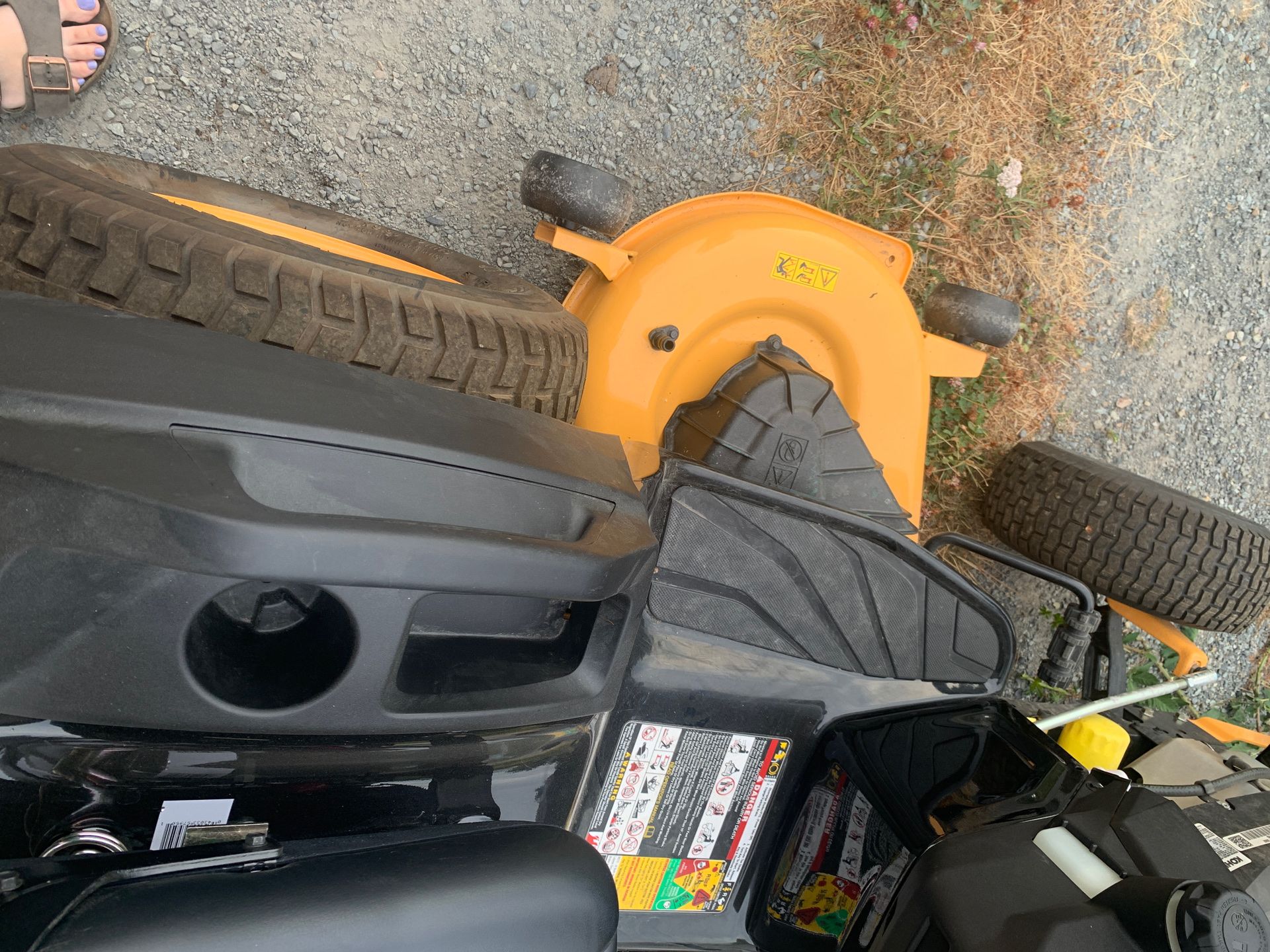 G 8400 pro series craftsman 3bag riding lawn mower for Sale in Graham