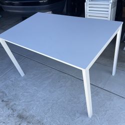 Ikea Table And Chairs 