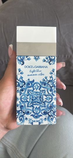 Dolce &. Gabbana woman’s fragrance