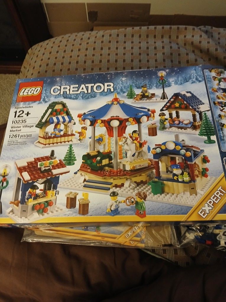 Lego Creator Winter Village Market 