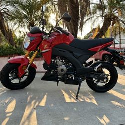 2023 Kawasaki Z125 pro