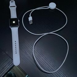 Apple watch series 3 (FACTORY RESET)