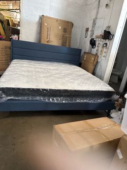 King bed new