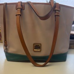Dooney Bourke