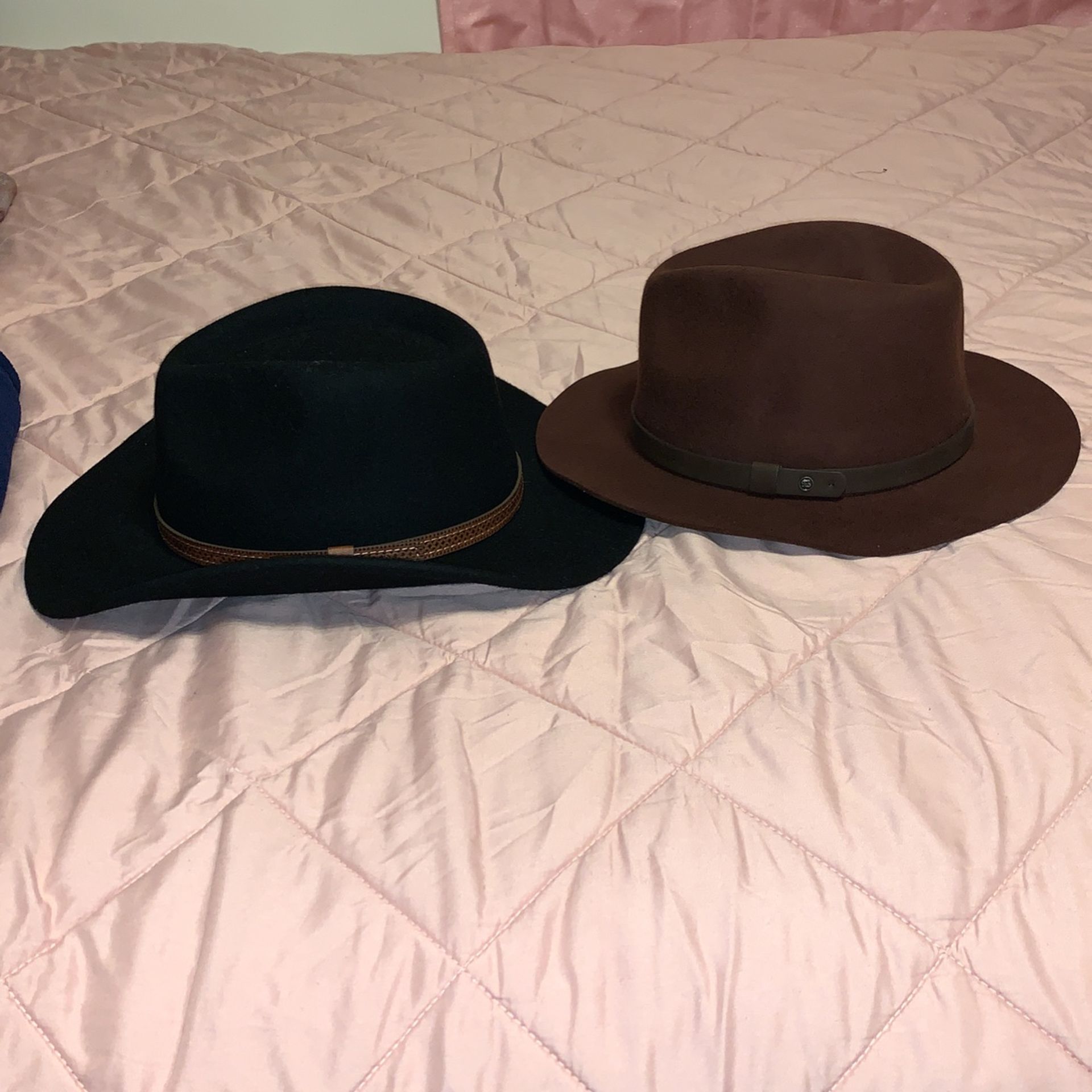 2 Kanut Sports Hat